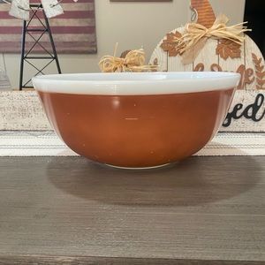 Vintage Pyrex Americana Fall Colors #404 Brown Large 4 Quart Mixing Bowl
